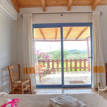 Agriturismo Mieleamaro Vila Olbia Exterior foto