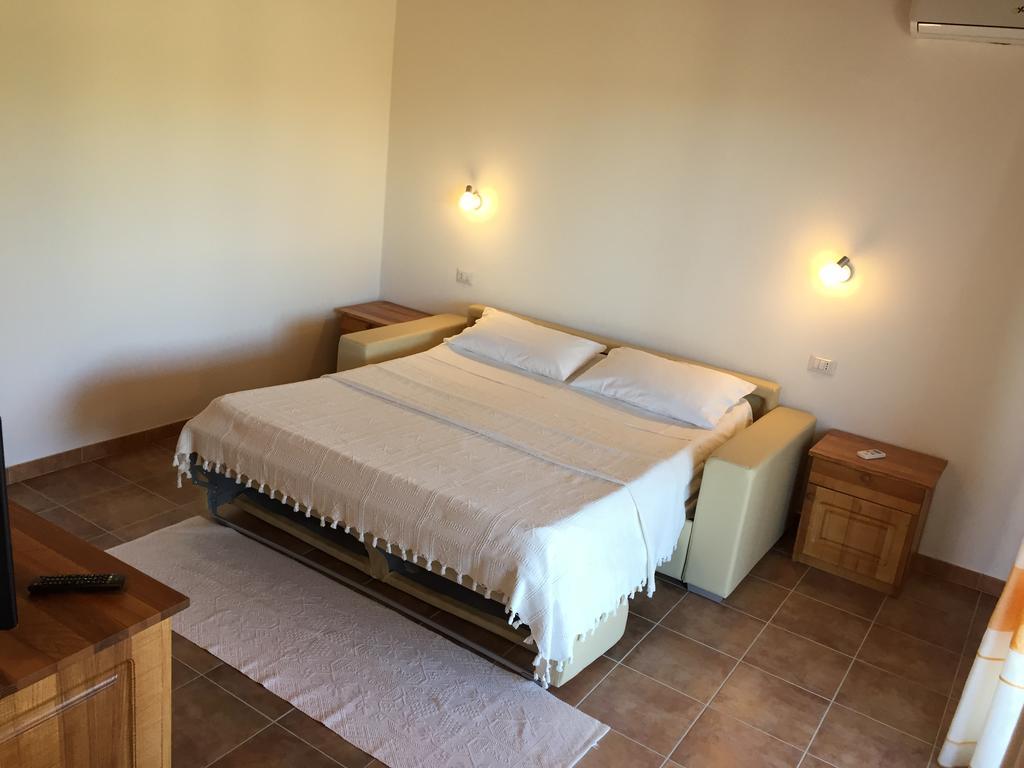 Agriturismo Mieleamaro Vila Olbia Exterior foto