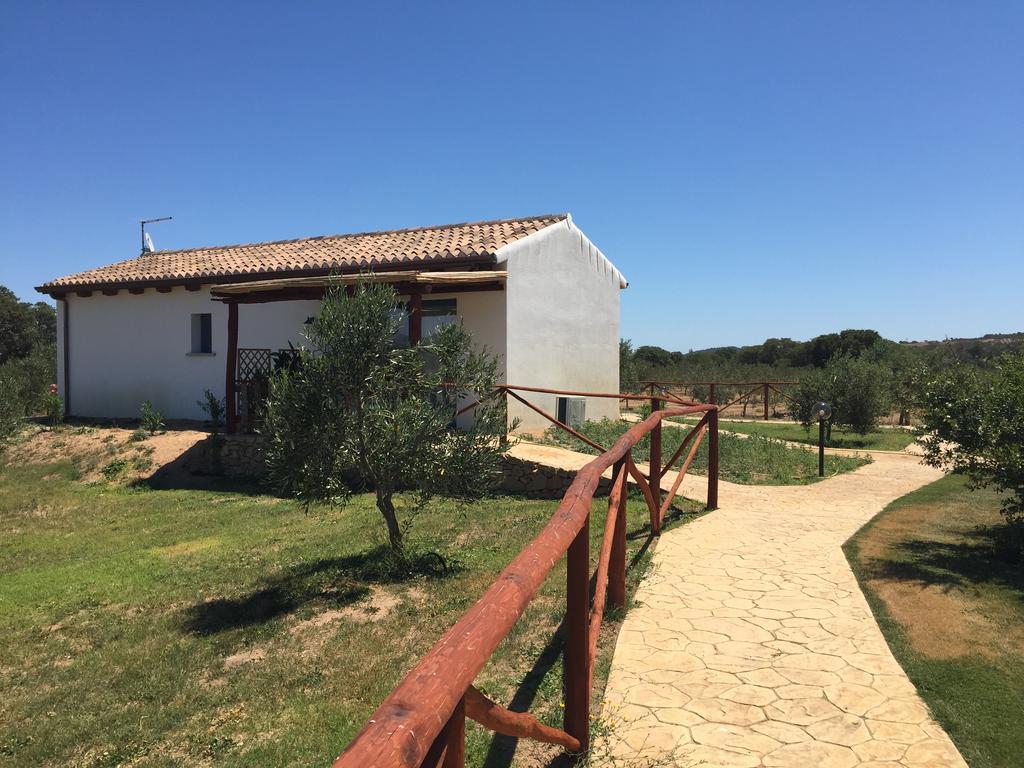 Agriturismo Mieleamaro Vila Olbia Exterior foto