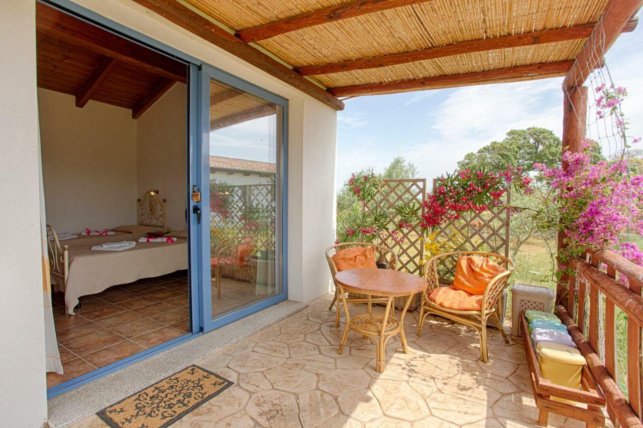 Agriturismo Mieleamaro Vila Olbia Exterior foto