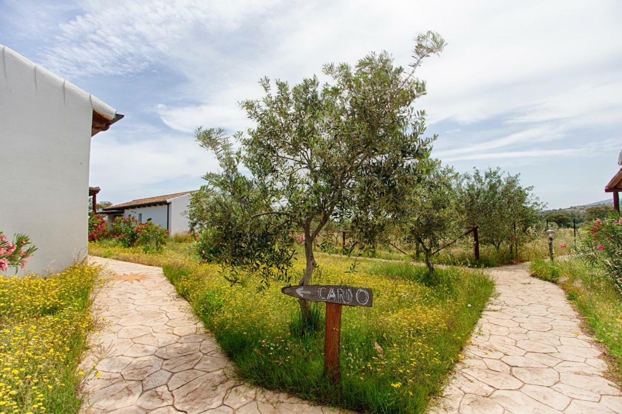 Agriturismo Mieleamaro Vila Olbia Exterior foto