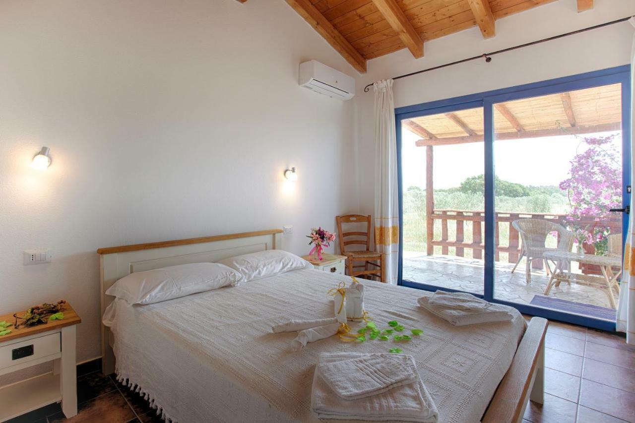 Agriturismo Mieleamaro Vila Olbia Exterior foto